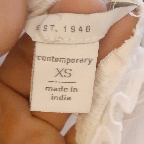 NWT Jr/Ms Off Shoulder Top - Picture 6 of 9